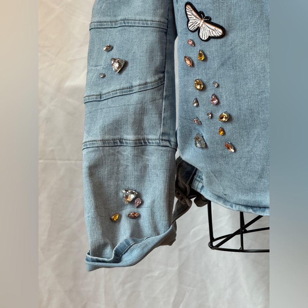 235 - V Cristina Denim Jacket with Butterfly Details - Picture 3 of 8